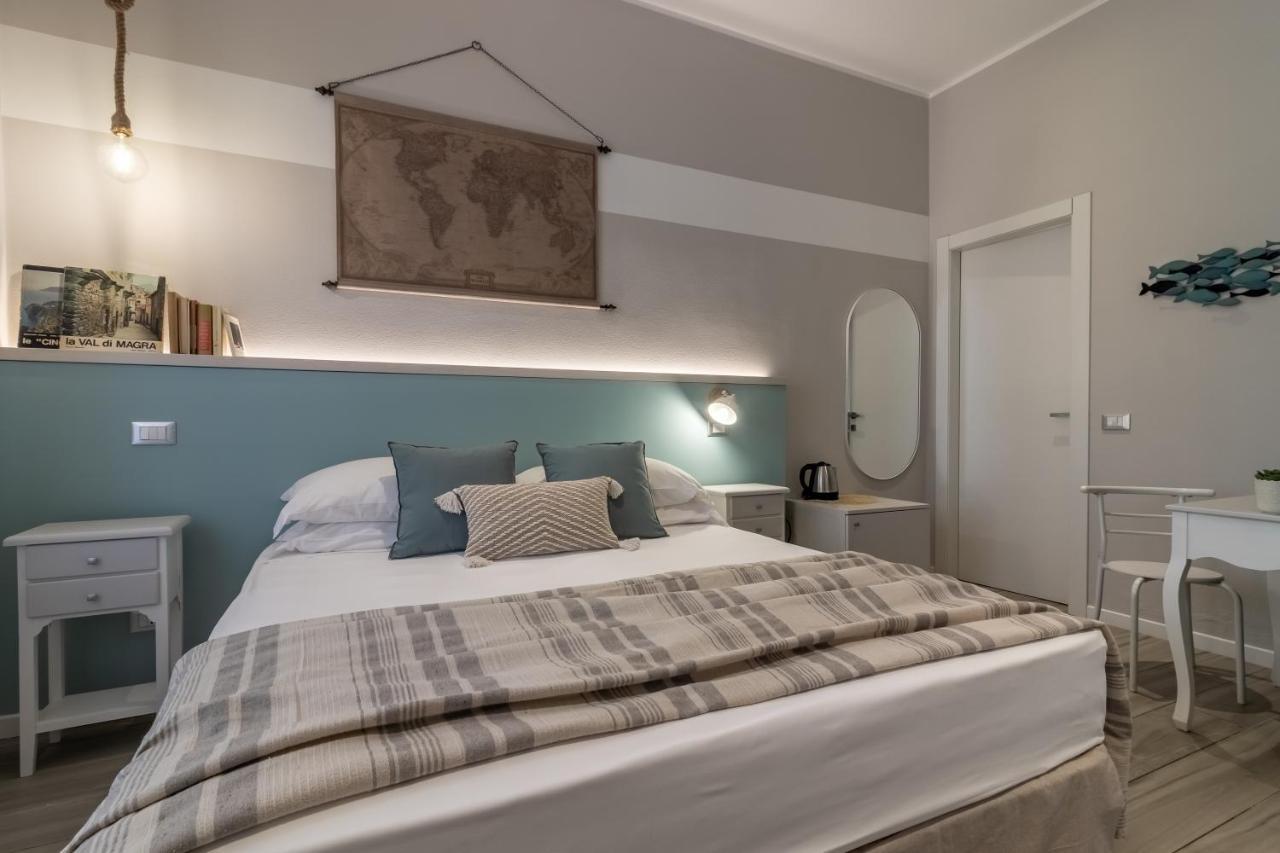 Aquamarina Hotel La Spezia Ngoại thất bức ảnh